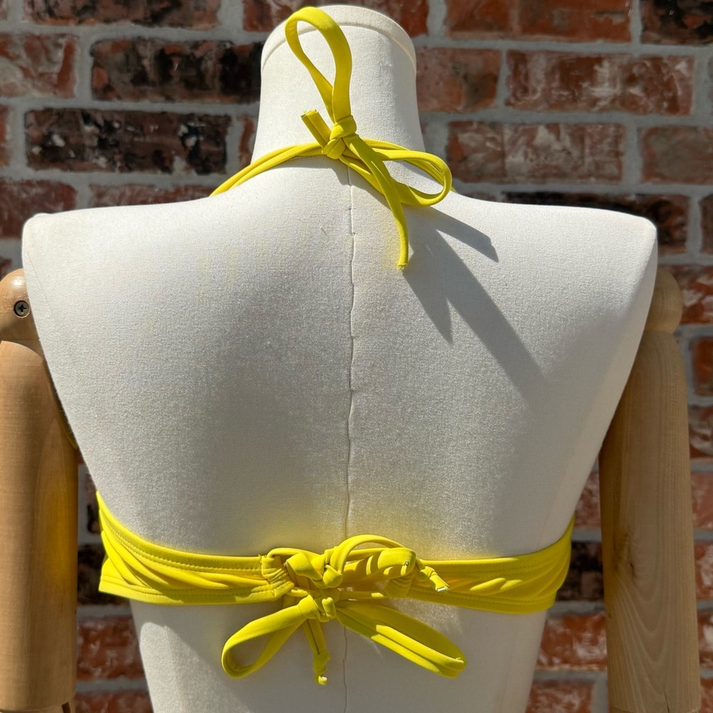 Yellow Crocheted 🧶 Floral Crop Top / XS / Excellent condition - Picture 9 of 9